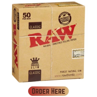 Raw Classic Connoisseur 1.25 1 1/4 Rolling Paper with Tips 1  Pack : Health & Household